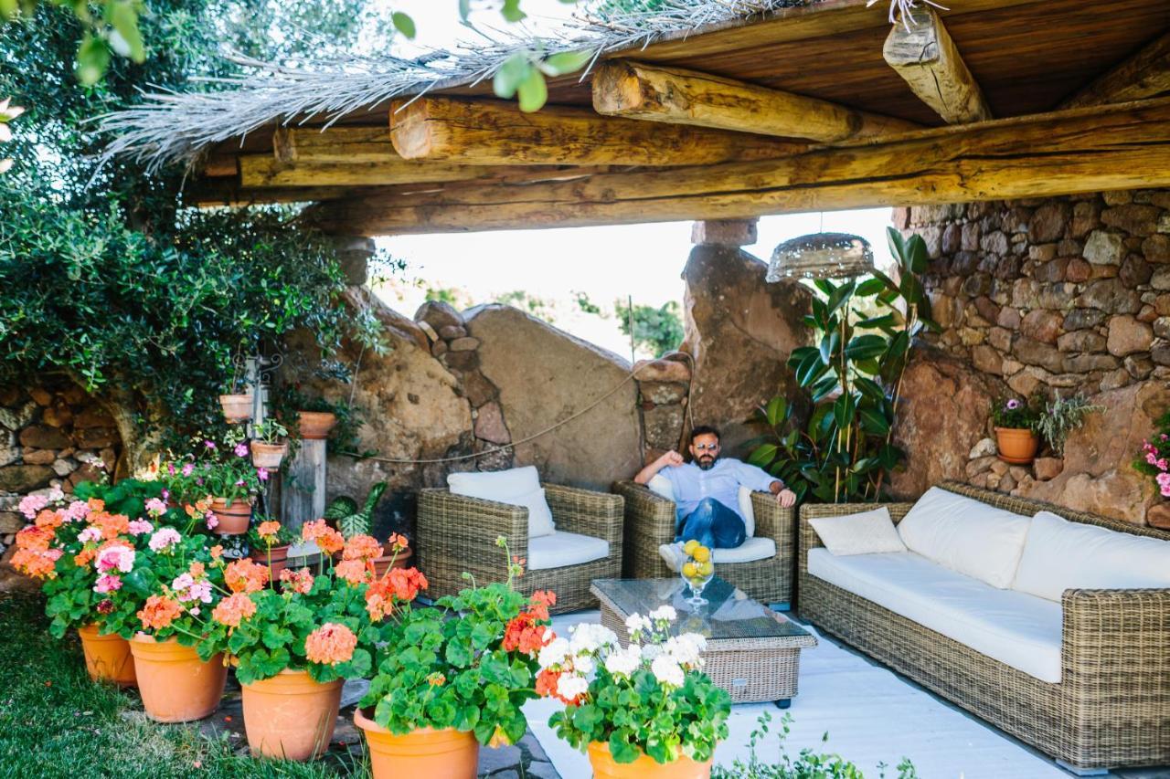 Borgo Lu Puleu Hotel Perfugas Exterior photo